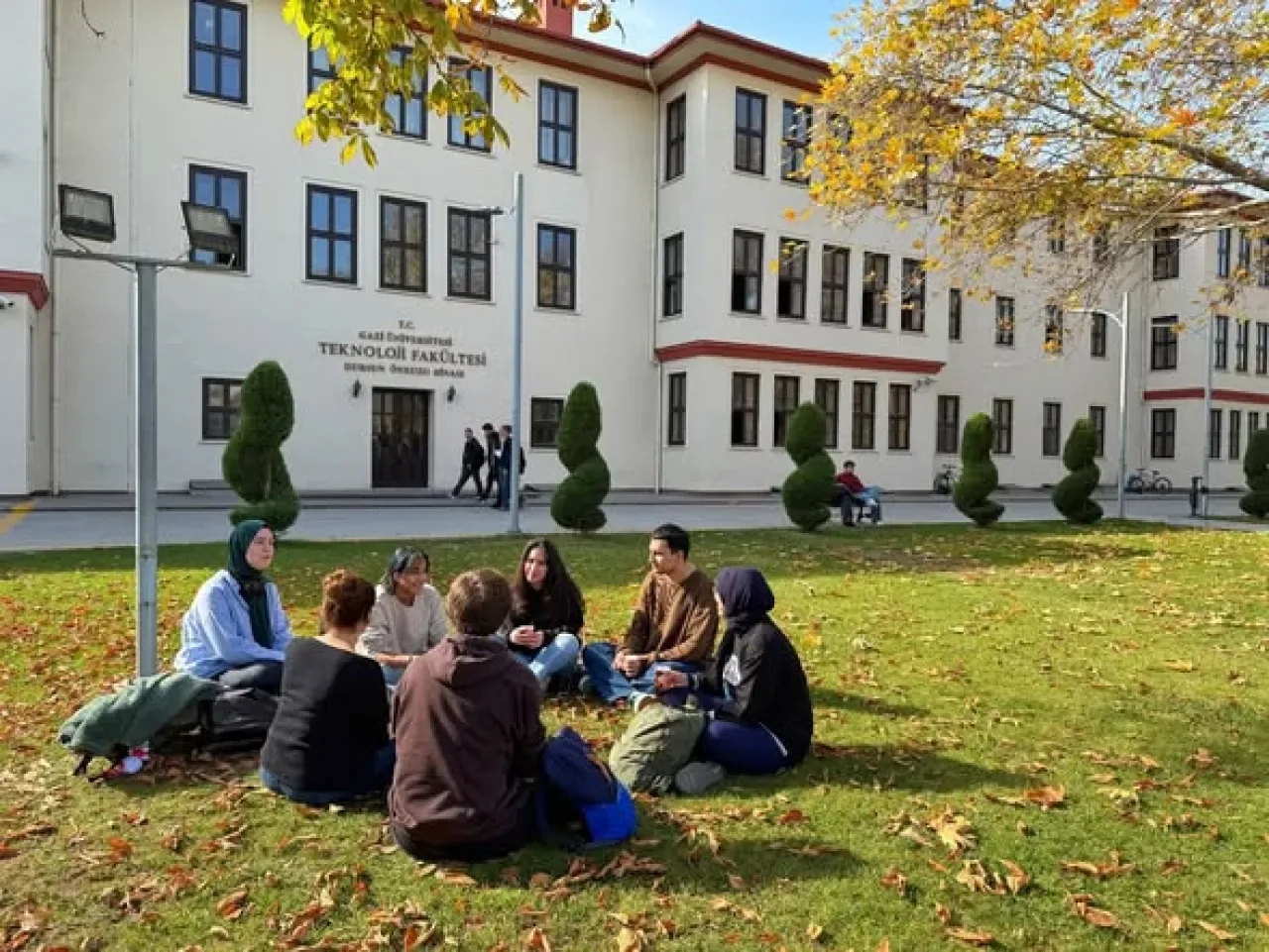 Gazi Üniversitesi'nde Akademik Yıl Heyecanı Gazi Üniversitesi'nde Akademik Yıl Heyecanı