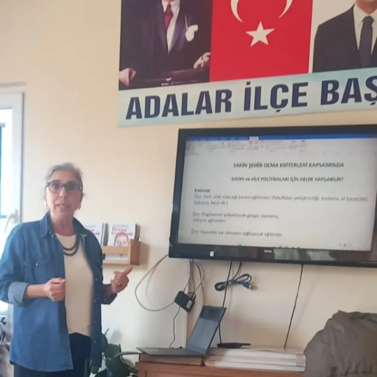 CHP Adalar İlçe Başkanlığı, Sakin Şehir Adaylığı ve Aile-Kadın Politikalarını Ele Aldı CHP Adalar İlçe Başkanlığı, Sakin Şehir Adaylığı ve Aile-Kadın Politikalarını Ele Aldı