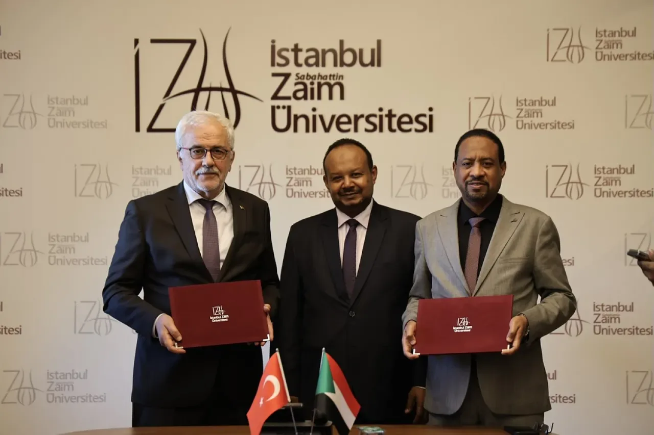 İstanbul Sabahattin Zaim Üniversitesi'nde Sudan İş Birliği Görüşmeleri İstanbul Sabahattin Zaim Üniversitesi'nde Sudan İş Birliği Görüşmeleri