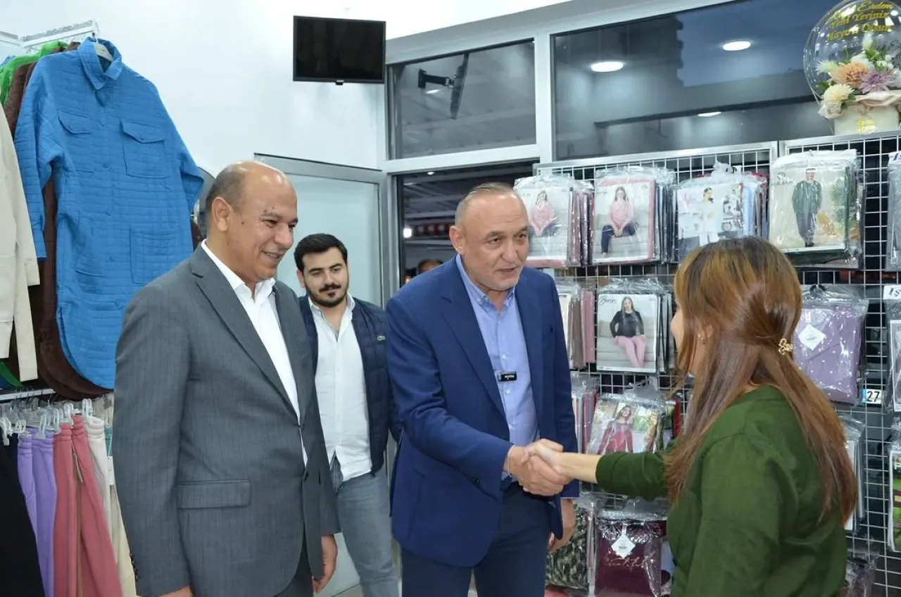 CHP'li Milletvekili Melih Meriç, Gaziantep'te Esnaf ve Vatandaşlarla Buluştu CHP'li Milletvekili Melih Meriç, Gaziantep'te Esnaf ve Vatandaşlarla Buluştu