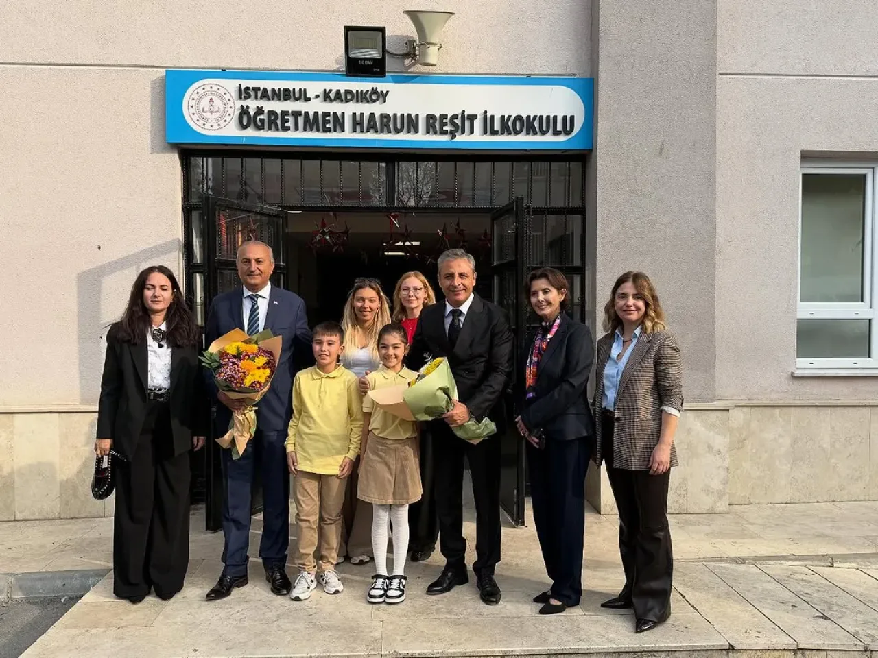 Kadıköy Kaymakamı Pamuk, Öğretmen Harun Reşit İlkokulu'nu Ziyaret Etti Kadıköy Kaymakamı Pamuk, Öğretmen Harun Reşit İlkokulu'nu Ziyaret Etti
