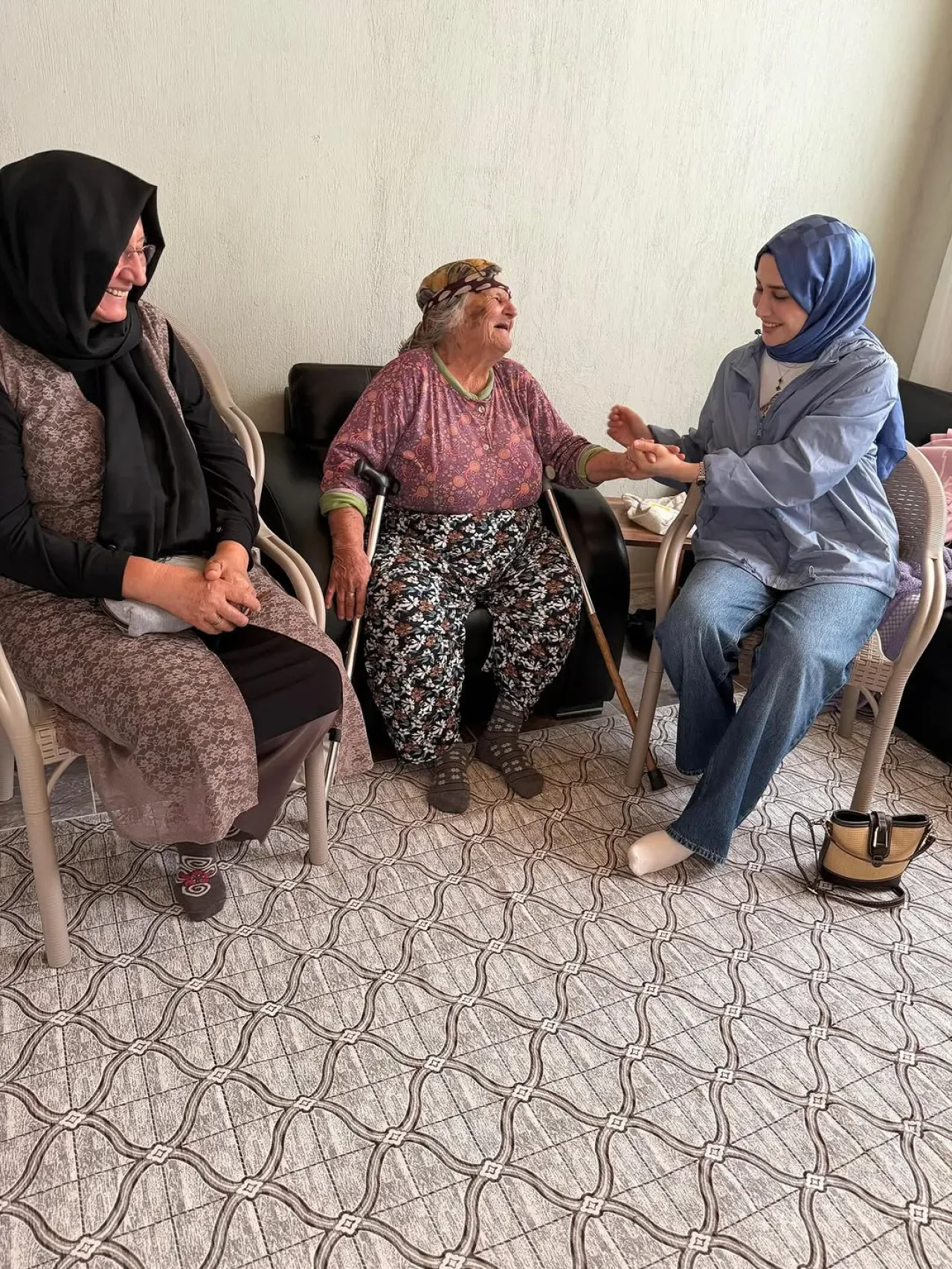 Serik AK Parti İlçe Başkanlığı, Kökez Mahallesi'nde Vatandaşlarla Buluşuyor Serik AK Parti İlçe Başkanlığı, Kökez Mahallesi'nde Vatandaşlarla Buluşuyor