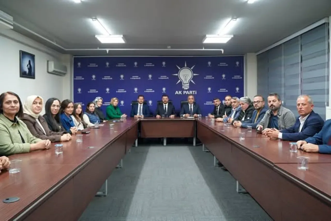 AK Parti Kayseri'de Haftalık Yönetim Kurulu Toplantısı Gerçekleştirildi AK Parti Kayseri'de Haftalık Yönetim Kurulu Toplantısı Gerçekleştirildi