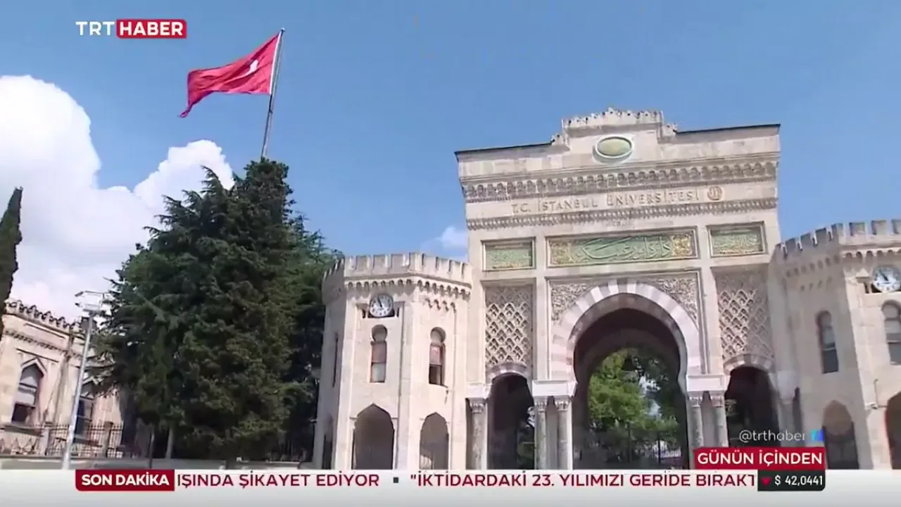 İstanbul Üniversitesi'nde Diploma İptali: Rektör Zülfikar Açıklama Yaptı İstanbul Üniversitesi'nde Diploma İptali: Rektör Zülfikar Açıklama Yaptı