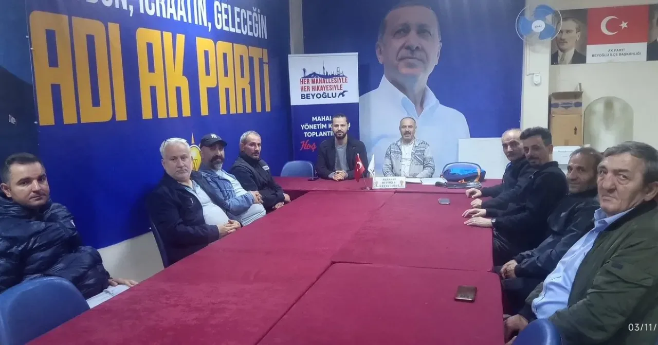 AK Parti Beyoğlu, Fetihtepe Mahalle Yönetim Kurulu Toplantısını Gerçekleştirdi AK Parti Beyoğlu, Fetihtepe Mahalle Yönetim Kurulu Toplantısını Gerçekleştirdi
