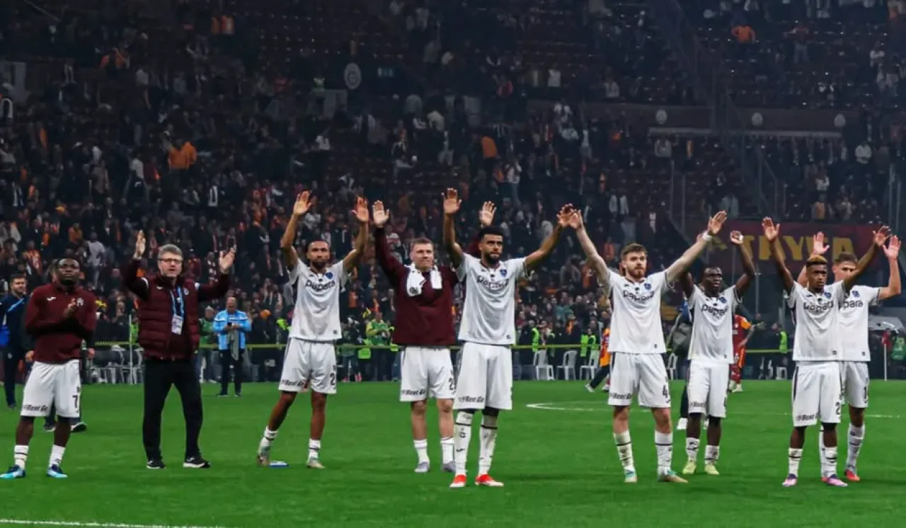 Süper Lig'de Haftanın Skorları: Fenerbahçe Derbide Beşiktaş'ı Devirdi Süper Lig'de Haftanın Skorları: Fenerbahçe Derbide Beşiktaş'ı Devirdi