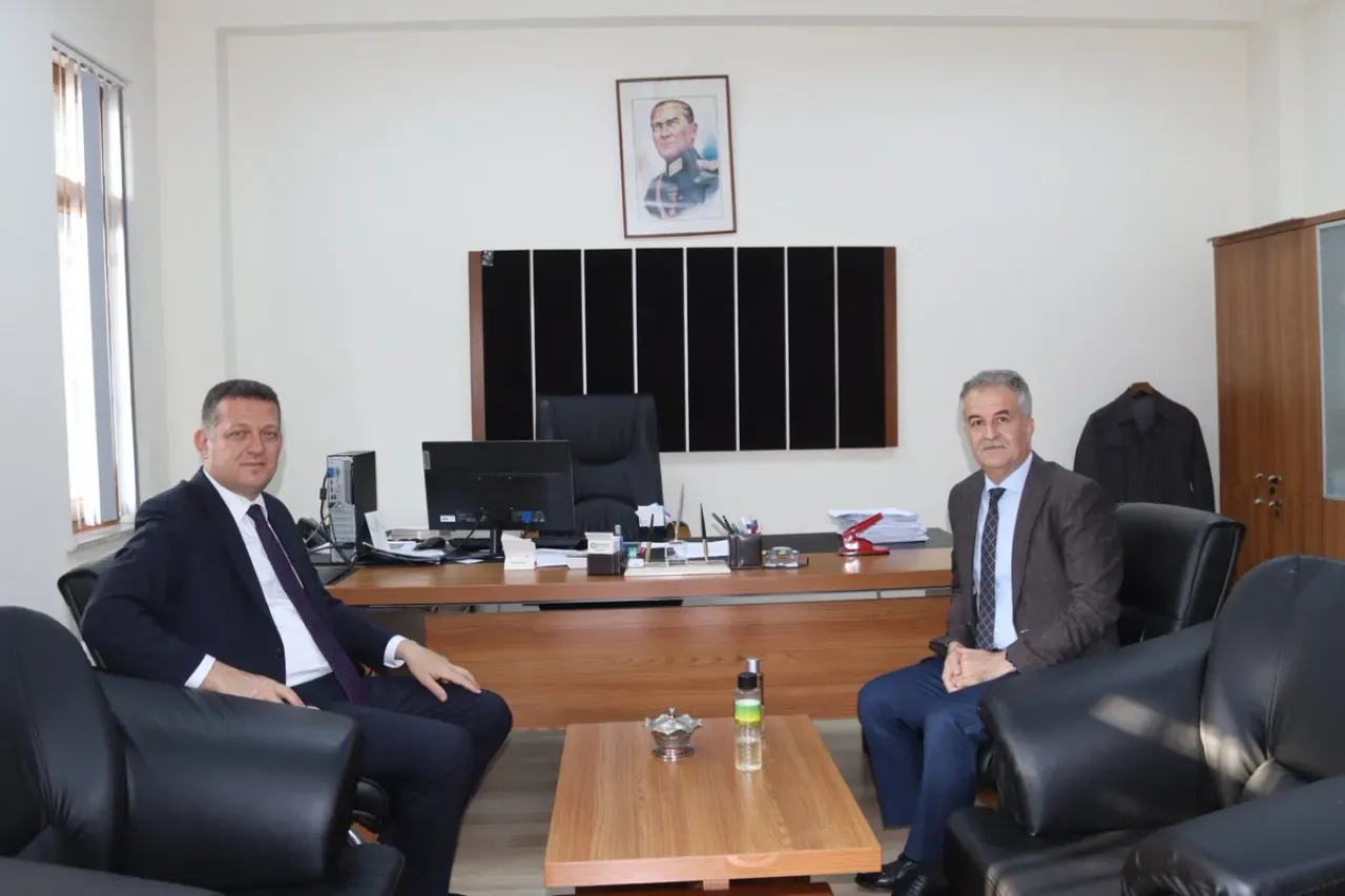 Beykoz Kaymakamı Fatih Ürkmezer, İlçe Mal Müdürlüğü'nü Ziyaret Etti Beykoz Kaymakamı Fatih Ürkmezer, İlçe Mal Müdürlüğü'nü Ziyaret Etti