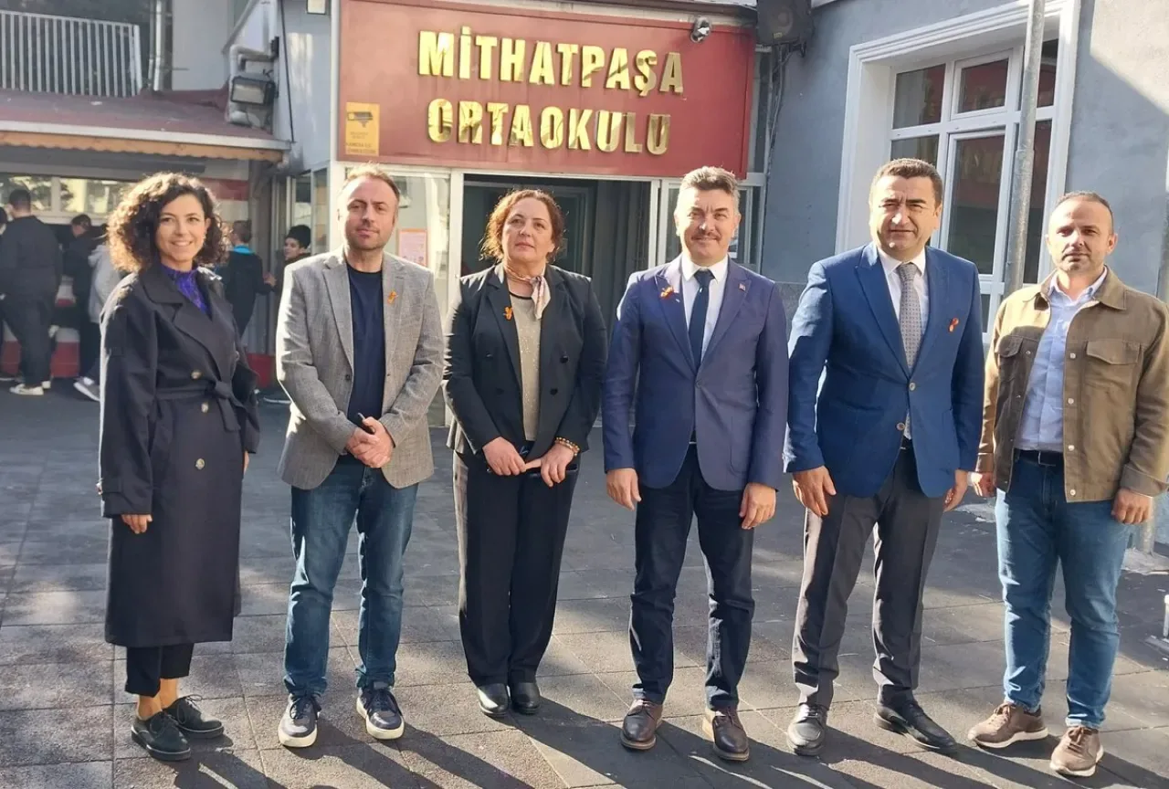 Bursa'da Lösemili Çocuklar Haftası İçin Anlamlı Program Bursa'da Lösemili Çocuklar Haftası İçin Anlamlı Program