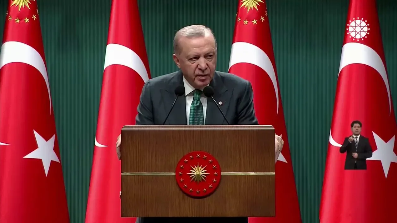 23 Yıl Sonra Hizmet Aşkı ve Azim Aynı: Cumhurbaşkanı Erdoğan'dan Tarihi Mesaj 23 Yıl Sonra Hizmet Aşkı ve Azim Aynı: Cumhurbaşkanı Erdoğan'dan Tarihi Mesaj