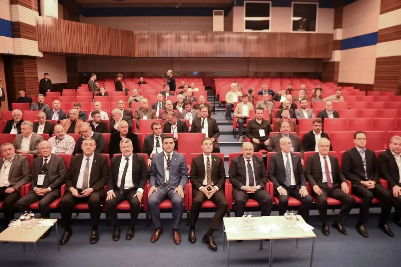 Balıkesir OSB'de Yeni Müteşebbis Heyeti Seçimi Gerçekleştirildi Balıkesir OSB'de Yeni Müteşebbis Heyeti Seçimi Gerçekleştirildi