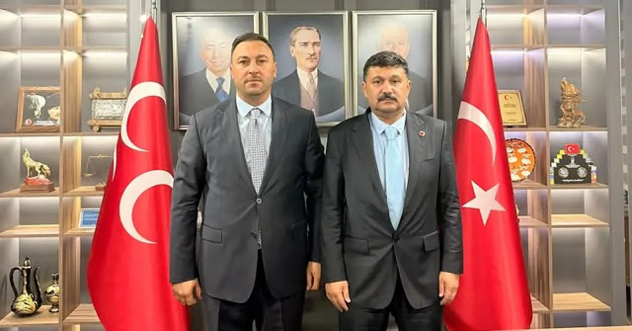MHP Pendik İlçe Başkanlığı'na Eşref Eryılmaz Atandı MHP Pendik İlçe Başkanlığı'na Eşref Eryılmaz Atandı