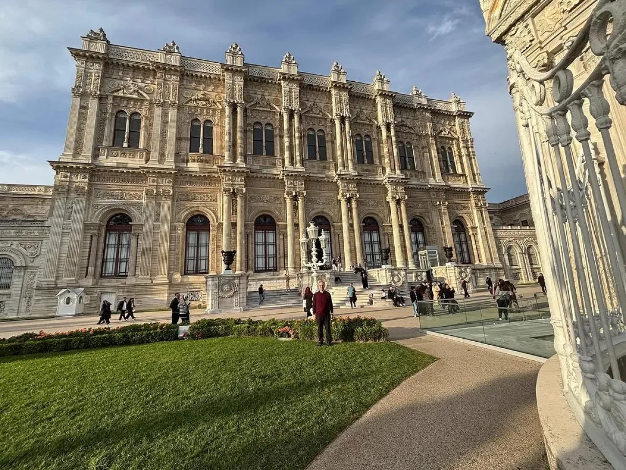 Ataşehir Kaymakamı Bekir Dınkırcı, Dolmabahçe Sarayı'nda Düzenlenen Törene Katıldı Ataşehir Kaymakamı Bekir Dınkırcı, Dolmabahçe Sarayı'nda Düzenlenen Törene Katıldı