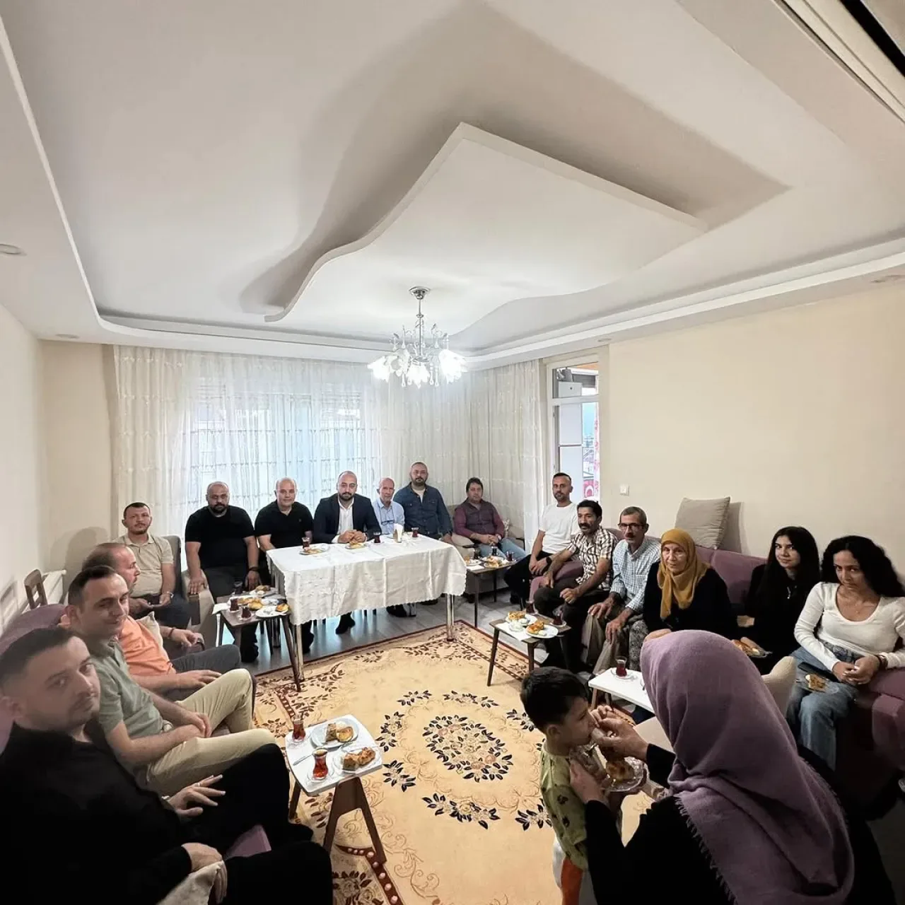 MHP Kepez İlçe Teşkilatı, Mehmet Akif Ersoy Mahallesi'nde Vatandaş Ziyaretleri Gerçekleştirdi MHP Kepez İlçe Teşkilatı, Mehmet Akif Ersoy Mahallesi'nde Vatandaş Ziyaretleri Gerçekleştirdi