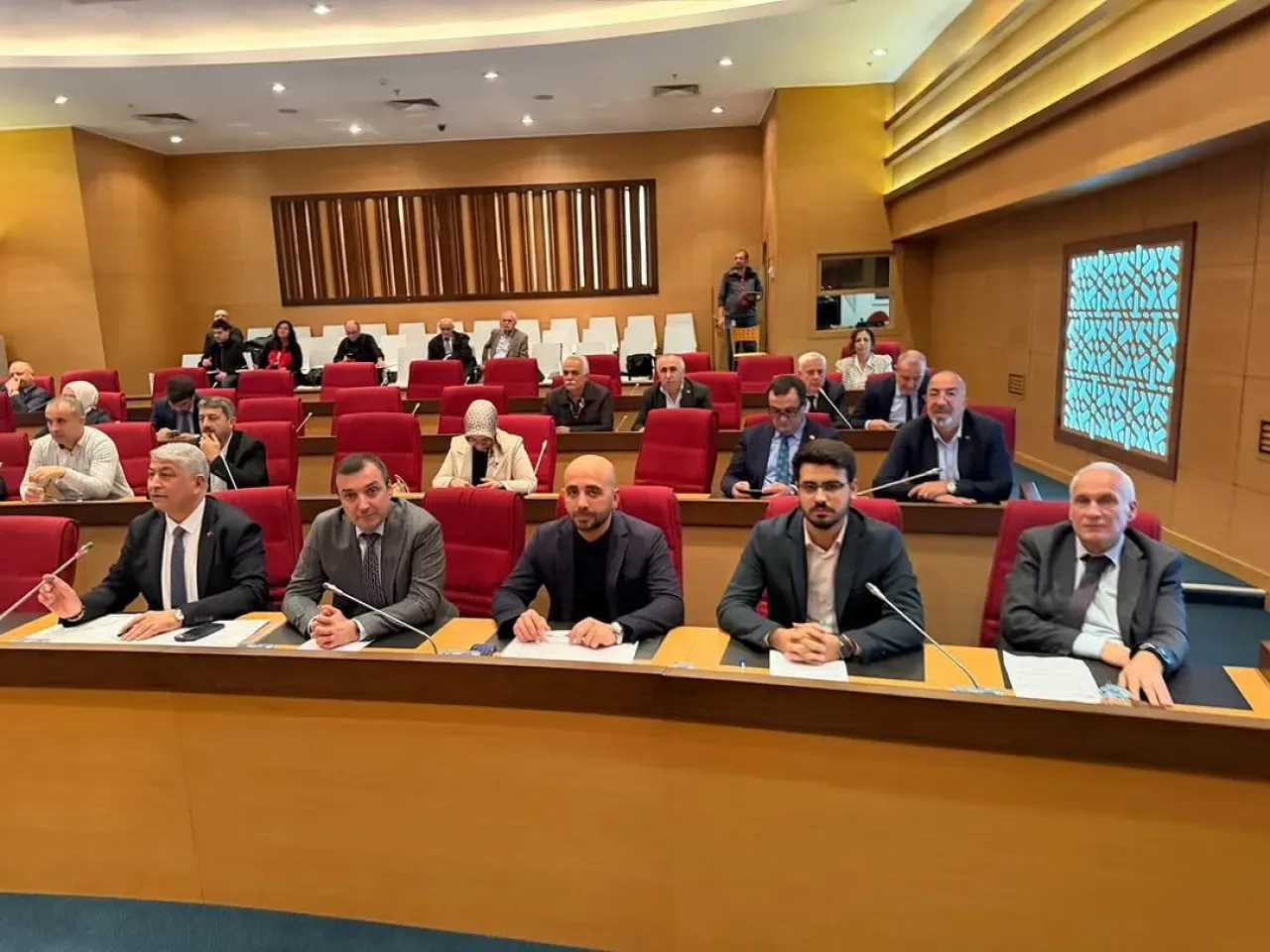 Fatih Belediye Meclisi'nde Denetim Sorumluluğu Vurgusu Fatih Belediye Meclisi'nde Denetim Sorumluluğu Vurgusu