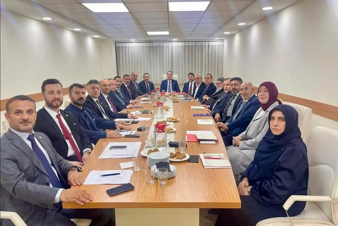 Yeniden Refah Partisi İstanbul'da Kongre Hazırlıklarına Başladı Yeniden Refah Partisi İstanbul'da Kongre Hazırlıklarına Başladı