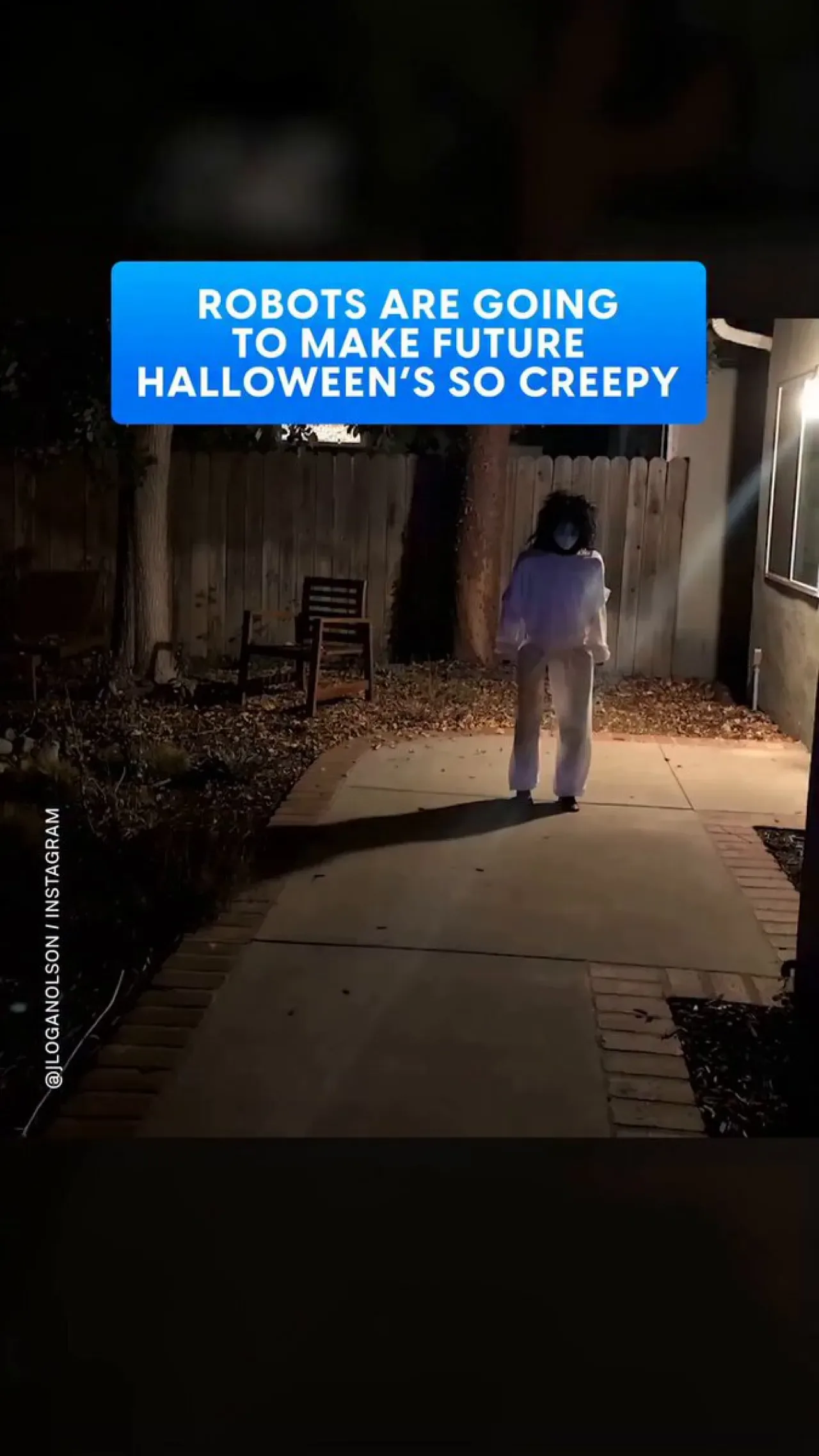 İnsansı Robot G1, Korkutucu Bir Halloween Kostümüne Dönüştürüldü İnsansı Robot G1, Korkutucu Bir Halloween Kostümüne Dönüştürüldü