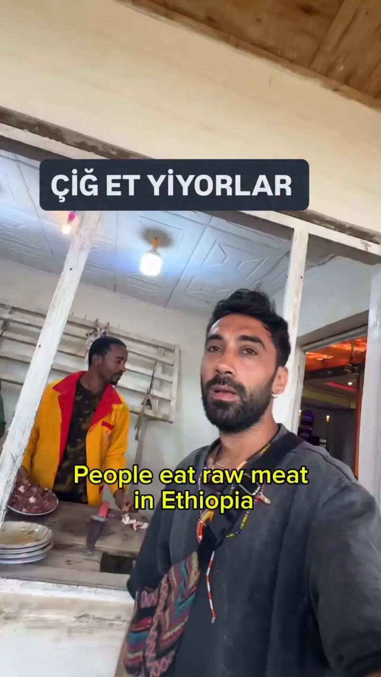 Etiyopya'nın Çiğ Et Kültürü: Addis Ababa'da Geleneksel Lezzet Etiyopya'nın Çiğ Et Kültürü: Addis Ababa'da Geleneksel Lezzet