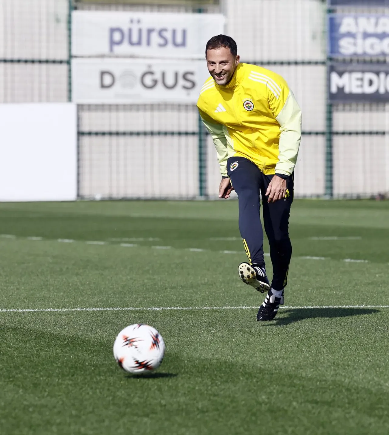 Fenerbahçe, Viktoria Plzen Hazırlıklarına Başladı Fenerbahçe, Viktoria Plzen Hazırlıklarına Başladı