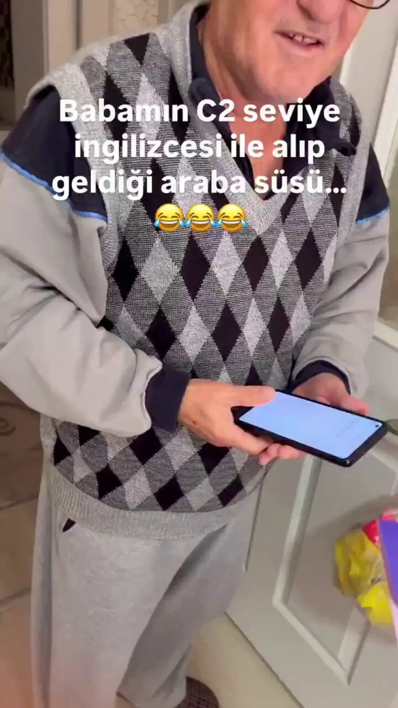 Bad Bitch Club İsimli Araç Kokusu, Sosyal Medyada Komik Anlara Neden Oldu Bad Bitch Club İsimli Araç Kokusu, Sosyal Medyada Komik Anlara Neden Oldu