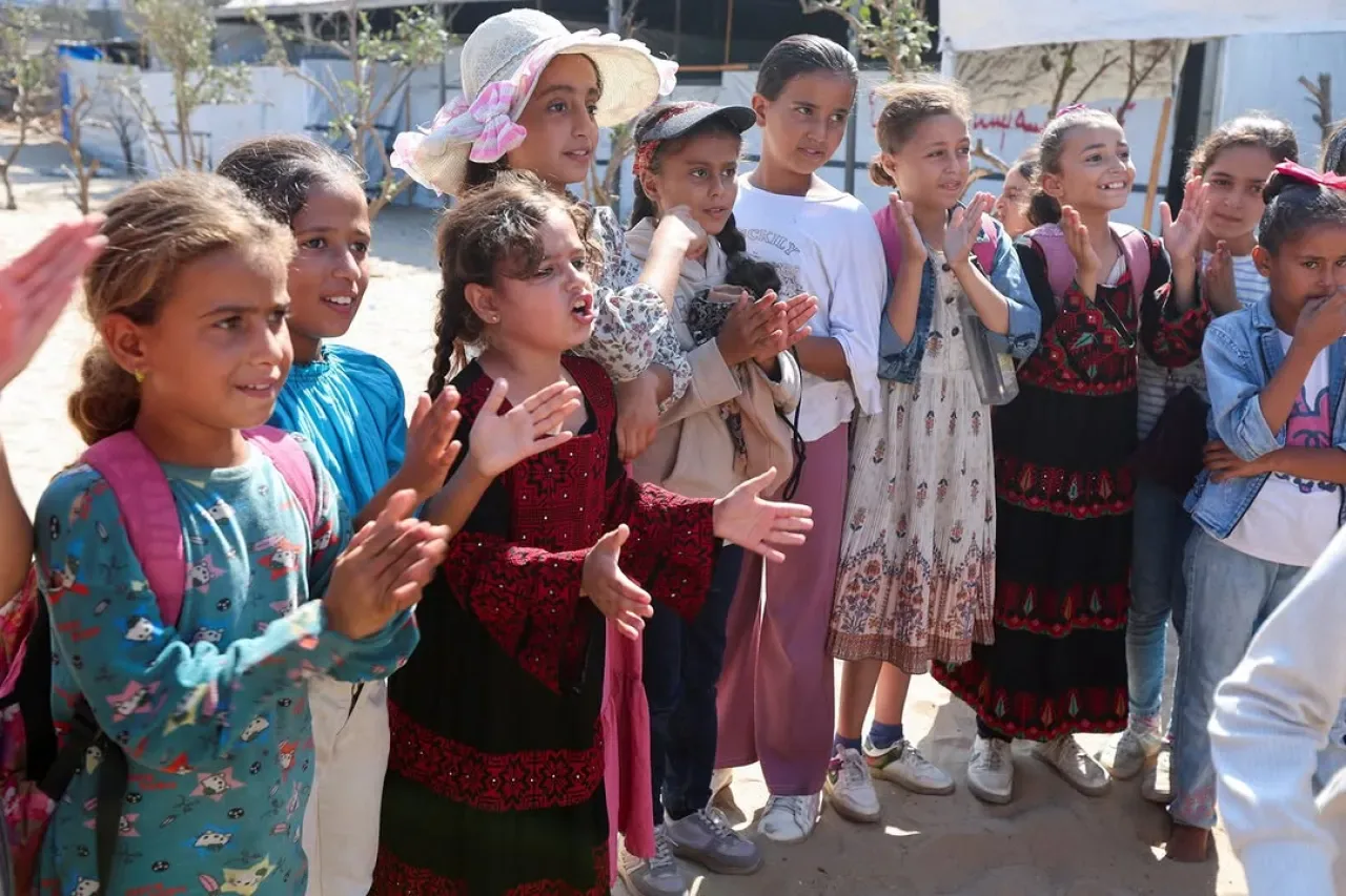 Gazze'deki Çocuklar Psikolojik Destek İçin Bir Araya Geldi Gazze'deki Çocuklar Psikolojik Destek İçin Bir Araya Geldi