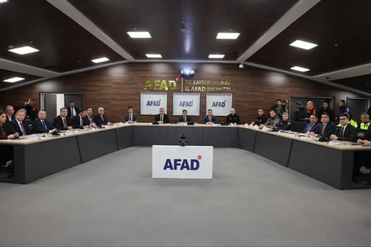 Yahyalı'da Kış Tedbirleri Koordinasyon Toplantısı Yapıldı Yahyalı'da Kış Tedbirleri Koordinasyon Toplantısı Yapıldı