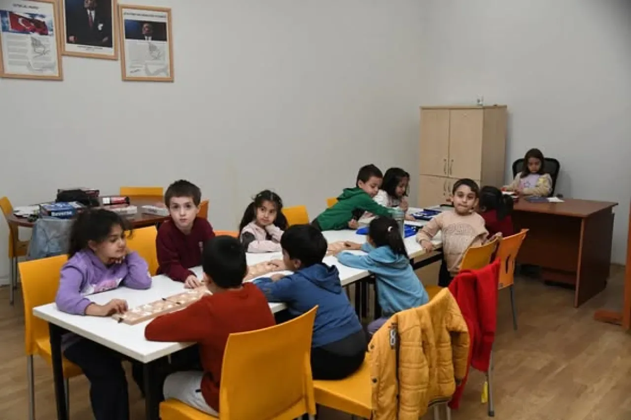 Pursaklar'da Çocuklar İçin Drama ve Akıl Oyunları Kursları Başladı Pursaklar'da Çocuklar İçin Drama ve Akıl Oyunları Kursları Başladı