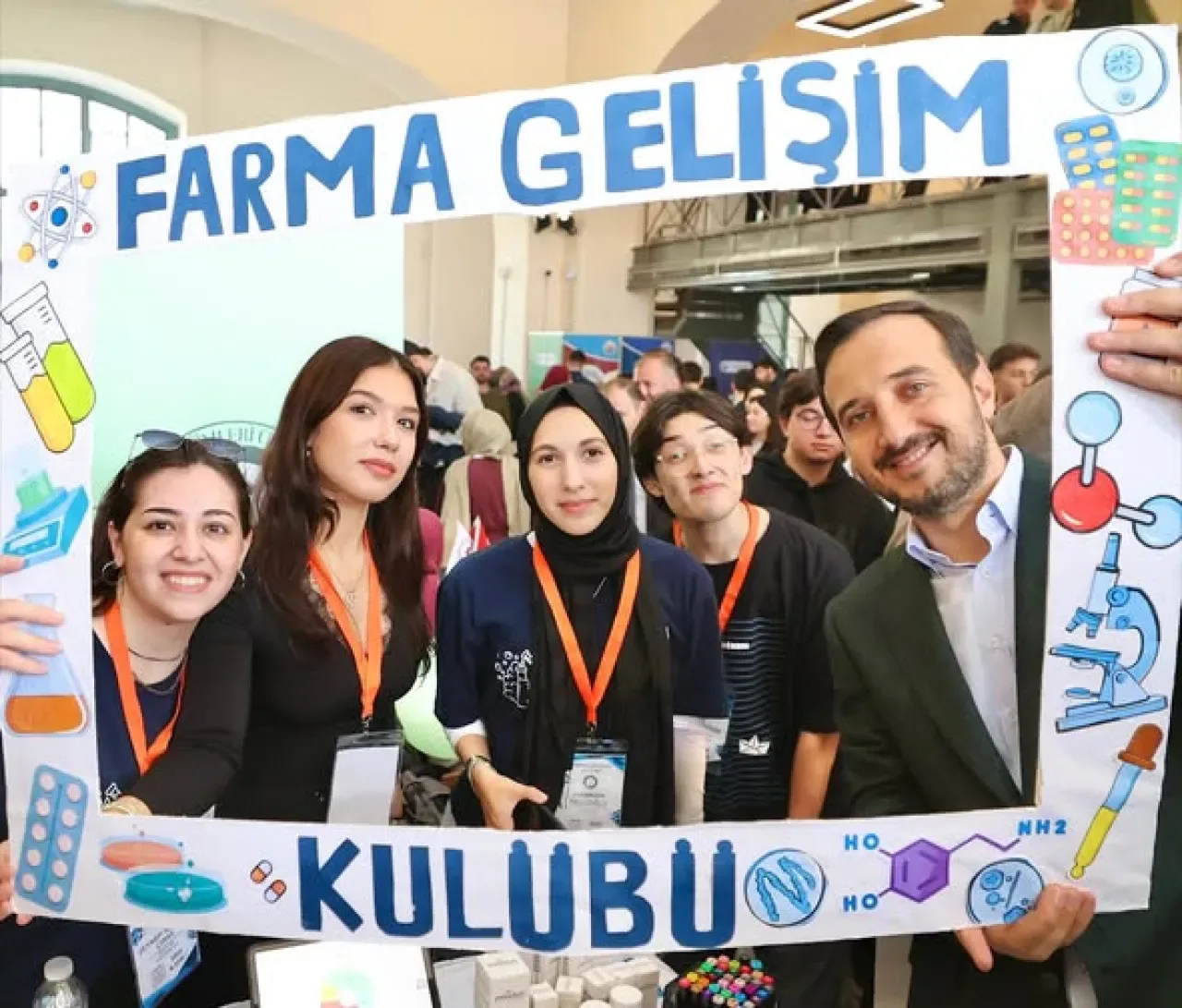 Bağcılar Belediye Başkanı Abdullah Özdemir, Üniversiteli Gençlerle Buluştu Bağcılar Belediye Başkanı Abdullah Özdemir, Üniversiteli Gençlerle Buluştu
