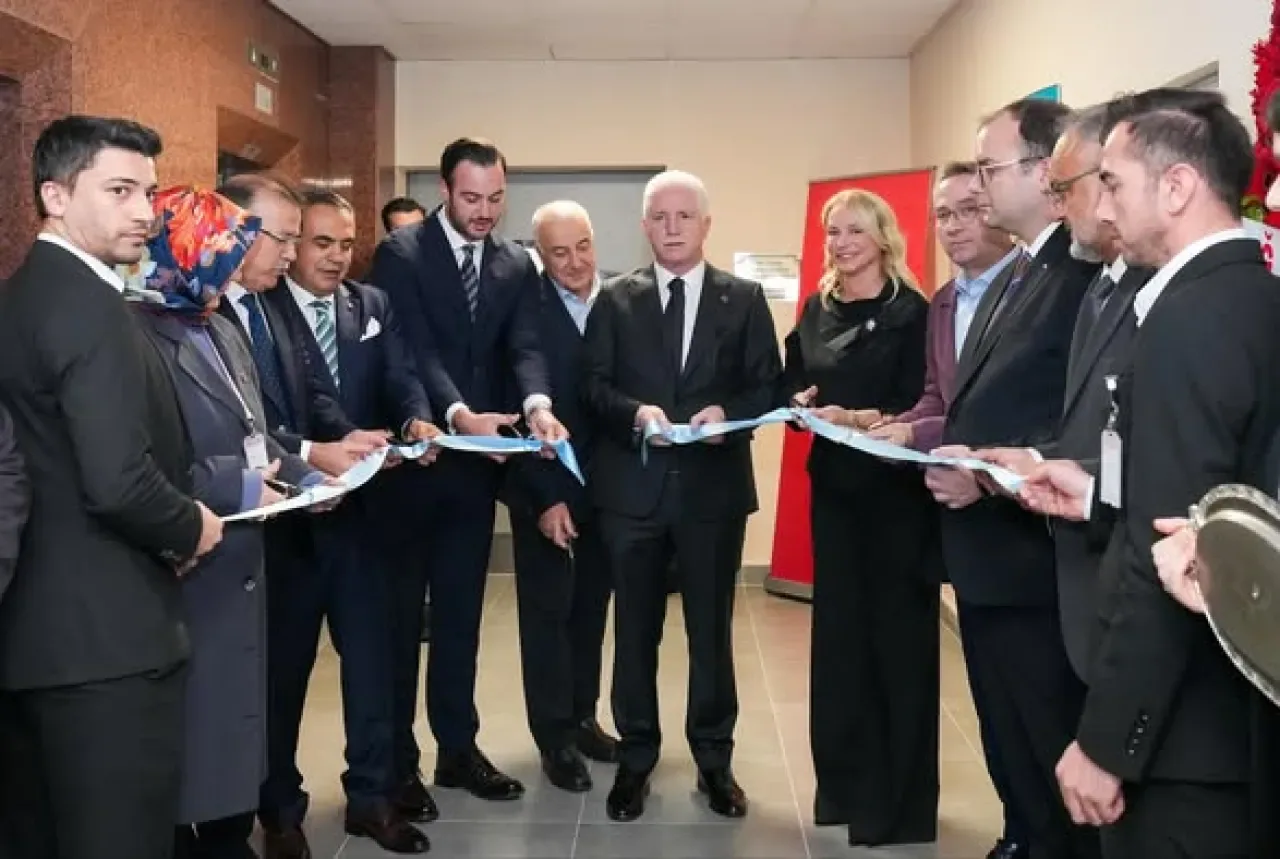Başakşehir Devlet Hastanesi'ne Yeni Yoğun Bakım Ünitesi Açıldı Başakşehir Devlet Hastanesi'ne Yeni Yoğun Bakım Ünitesi Açıldı