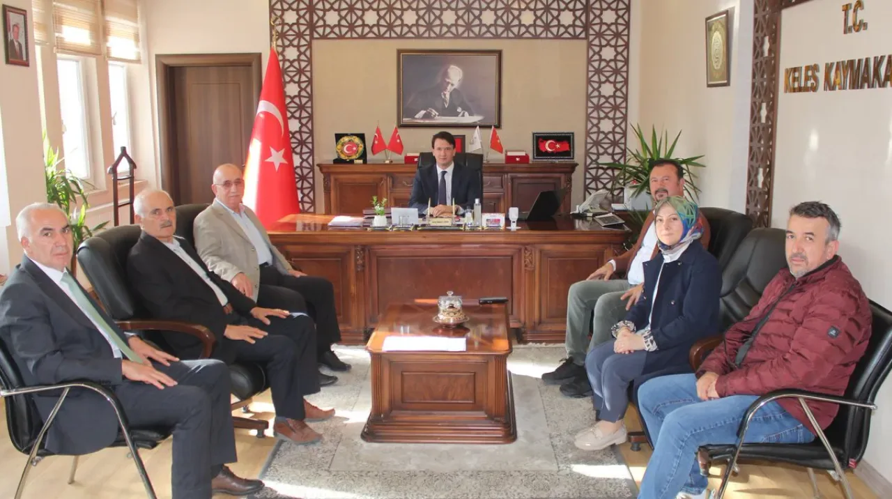 Keles Kaymakamı Burak Bozkurt Gürses'e Nezaket Ziyaretleri Keles Kaymakamı Burak Bozkurt Gürses'e Nezaket Ziyaretleri
