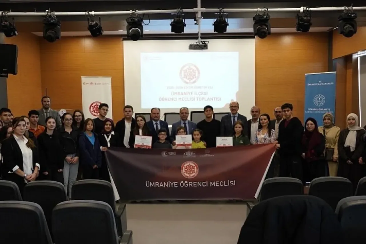 Ümraniye'de Öğrenci Meclisleri Toplantısı Gerçekleştirildi Ümraniye'de Öğrenci Meclisleri Toplantısı Gerçekleştirildi
