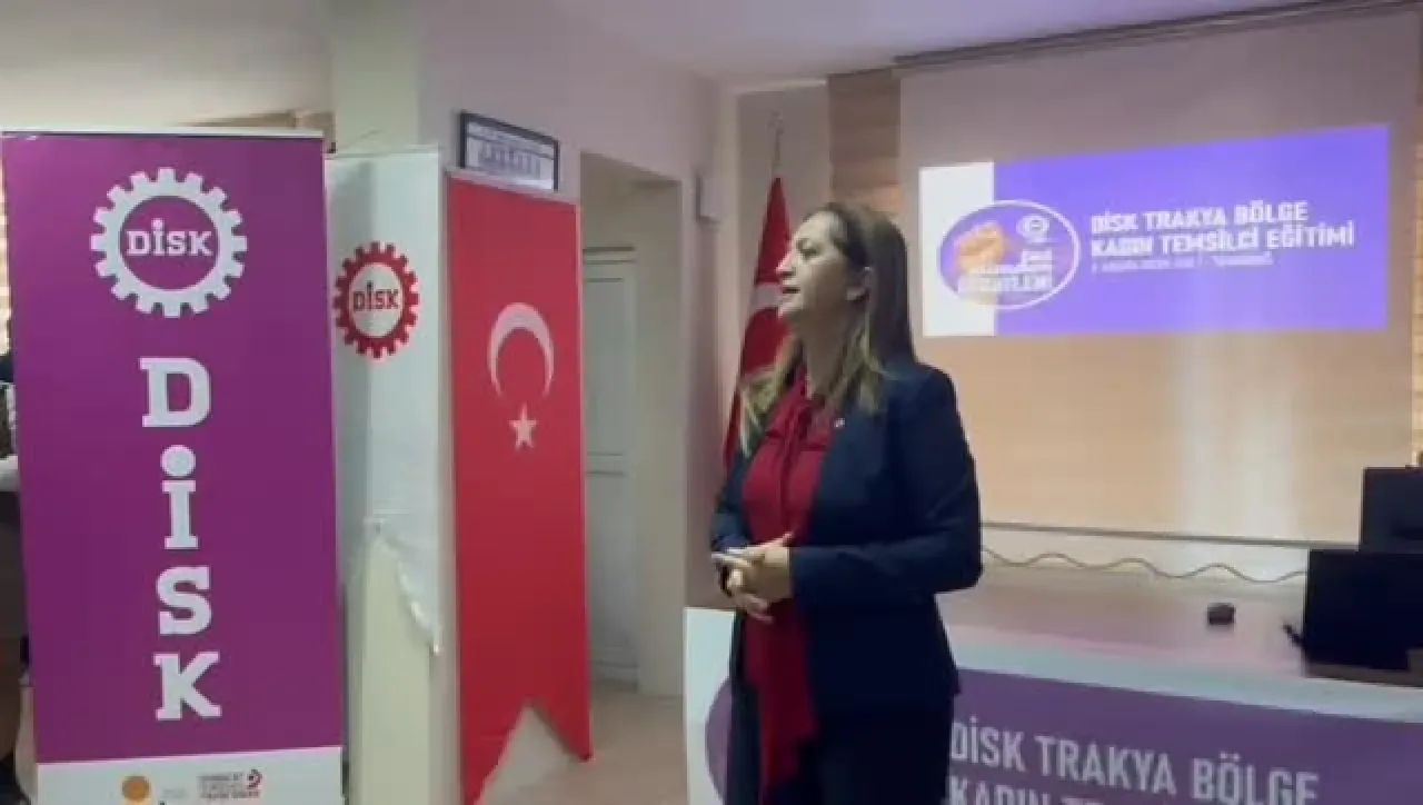 DİSK'ten Kadın Emeği ve Örgütlenmesi İçin Önemli Toplantı DİSK'ten Kadın Emeği ve Örgütlenmesi İçin Önemli Toplantı