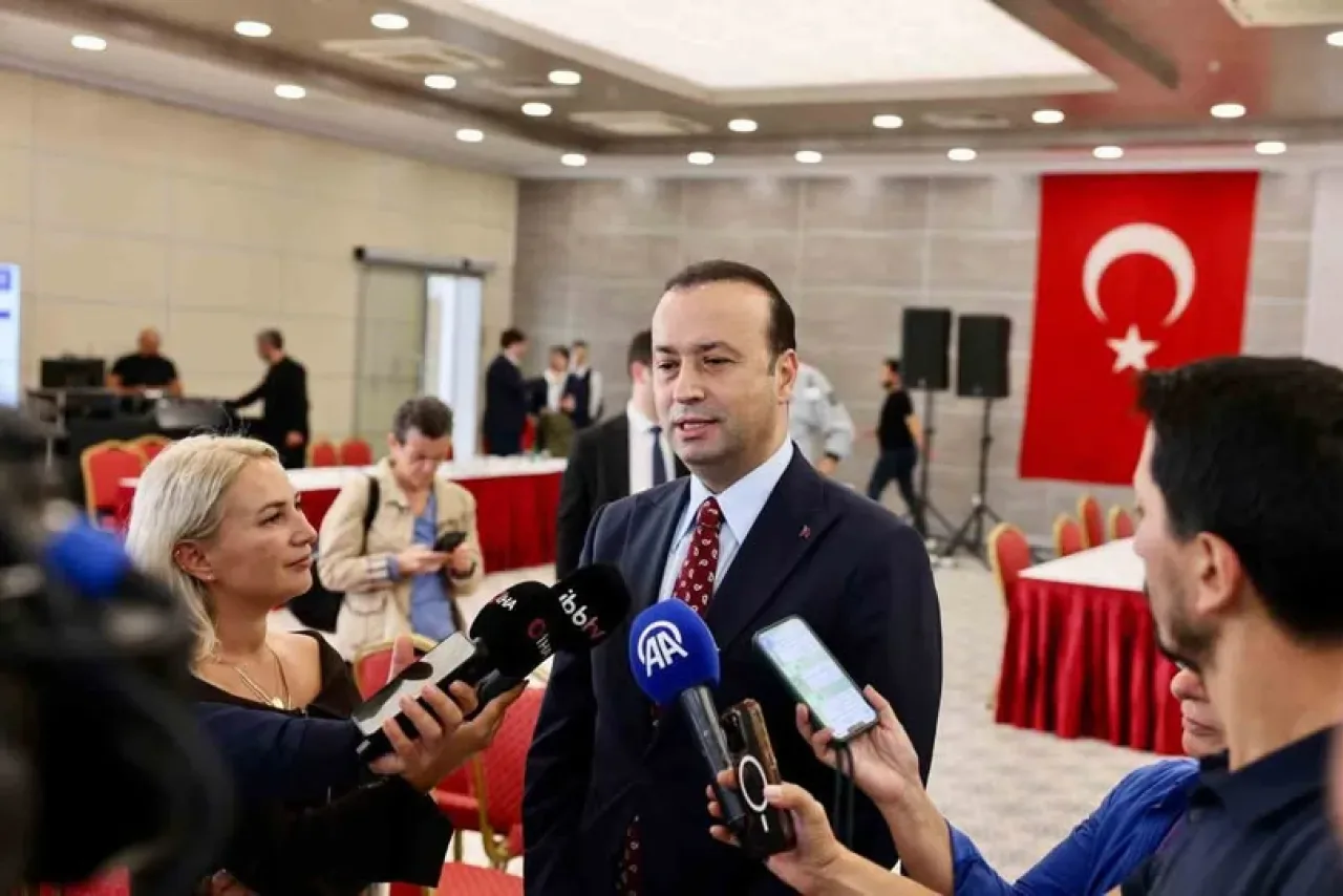 İstanbul'da Uygulama Bazlı Taksi İhalelerinde Rekor Fiyat: 5 Milyon TL İstanbul'da Uygulama Bazlı Taksi İhalelerinde Rekor Fiyat: 5 Milyon TL