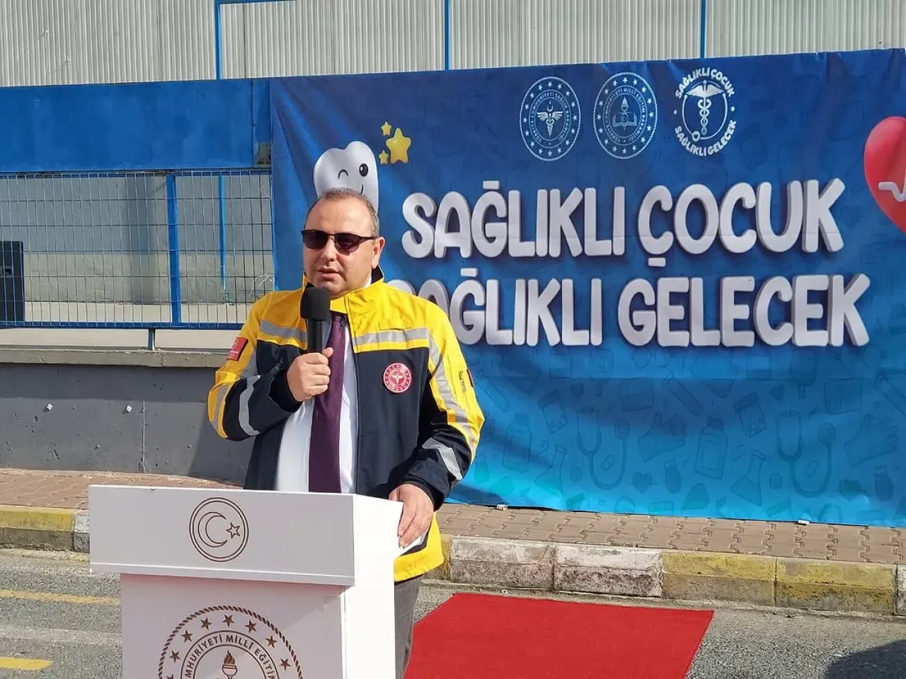 Esenyurt'ta İlkokul Öğrencilerine Yönelik "Sağlıklı Çocuk Sağlıklı Gelecek" Programı Başlatıldı Esenyurt'ta İlkokul Öğrencilerine Yönelik "Sağlıklı Çocuk Sağlıklı Gelecek" Programı Başlatıldı