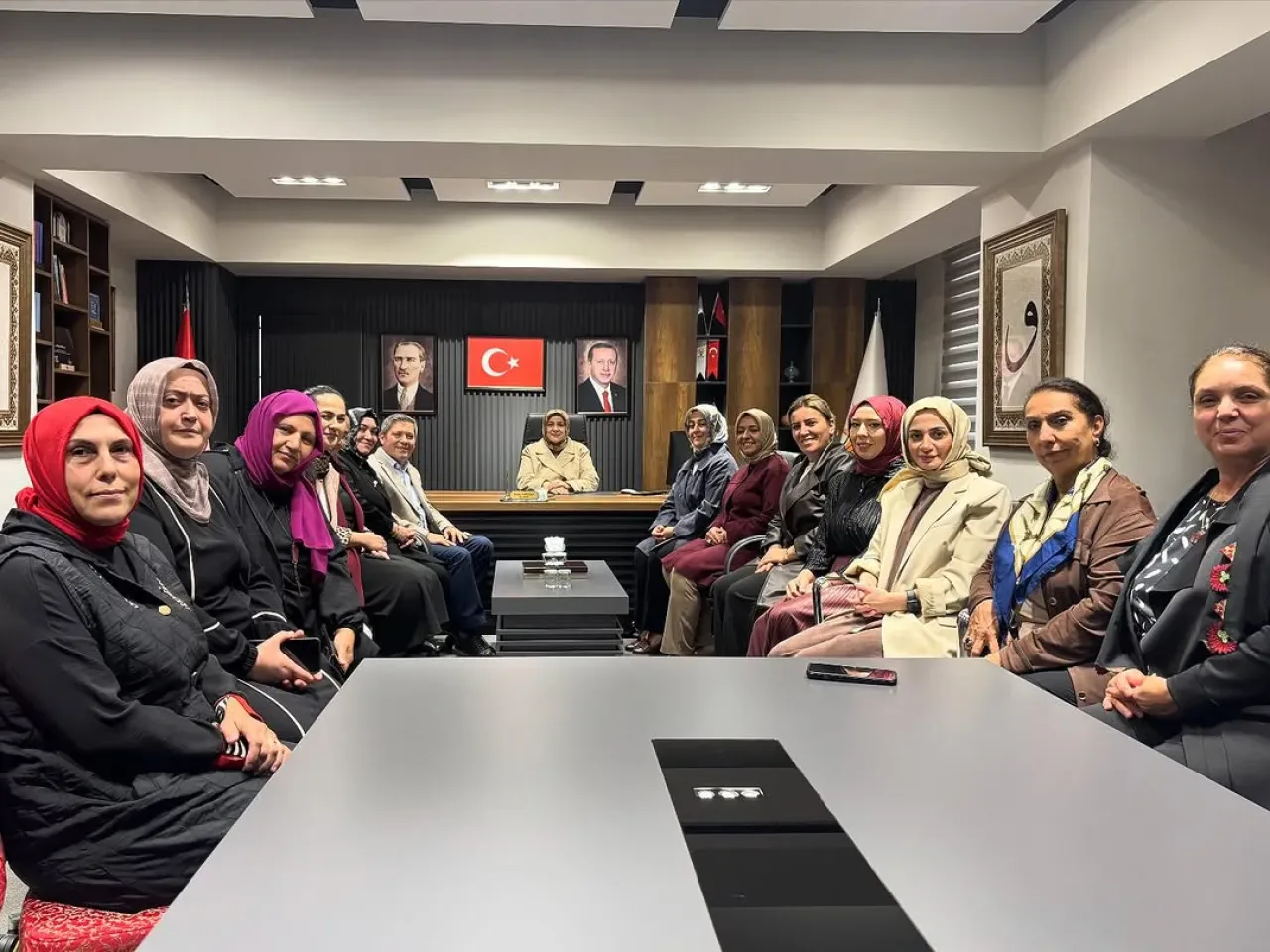 AK Parti'den Beykoz Teşkilatına Ziyaret AK Parti'den Beykoz Teşkilatına Ziyaret