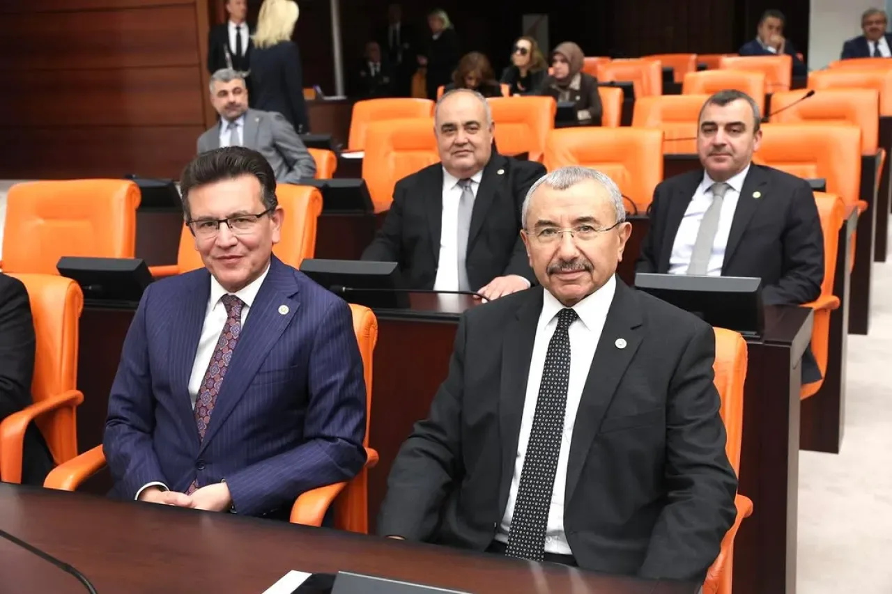 TBMM'de Vakıflar Kanunu Görüşmeleri Sürüyor TBMM'de Vakıflar Kanunu Görüşmeleri Sürüyor