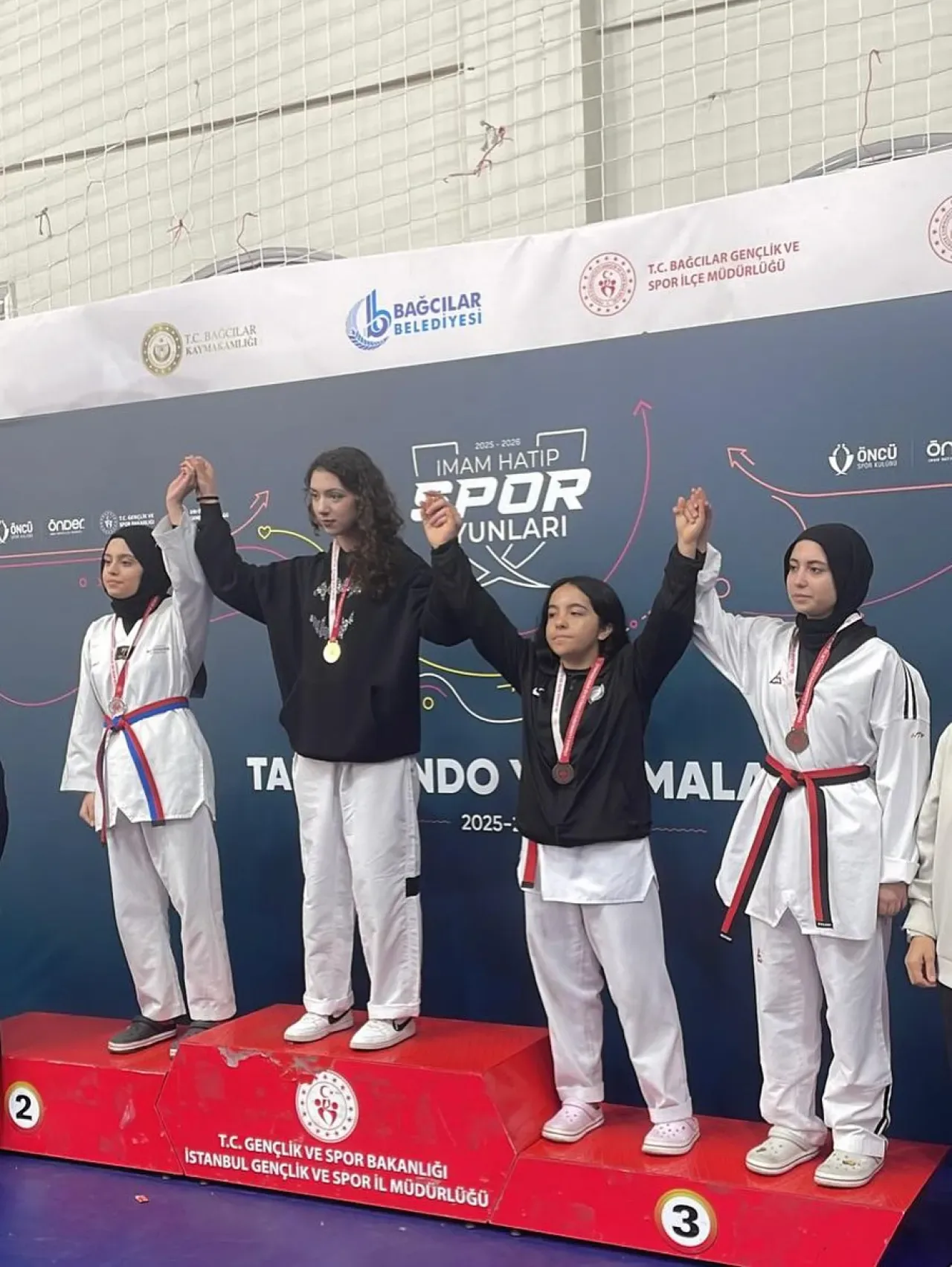 Sultangazili Genç Sporcu Cemile Kara, Taekwondo'da İstanbul Üçüncüsü Oldu Sultangazili Genç Sporcu Cemile Kara, Taekwondo'da İstanbul Üçüncüsü Oldu