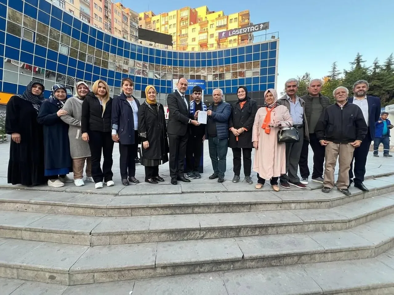 AK Parti Yenimahalle'de Üye Kayıt Çalışması AK Parti Yenimahalle'de Üye Kayıt Çalışması
