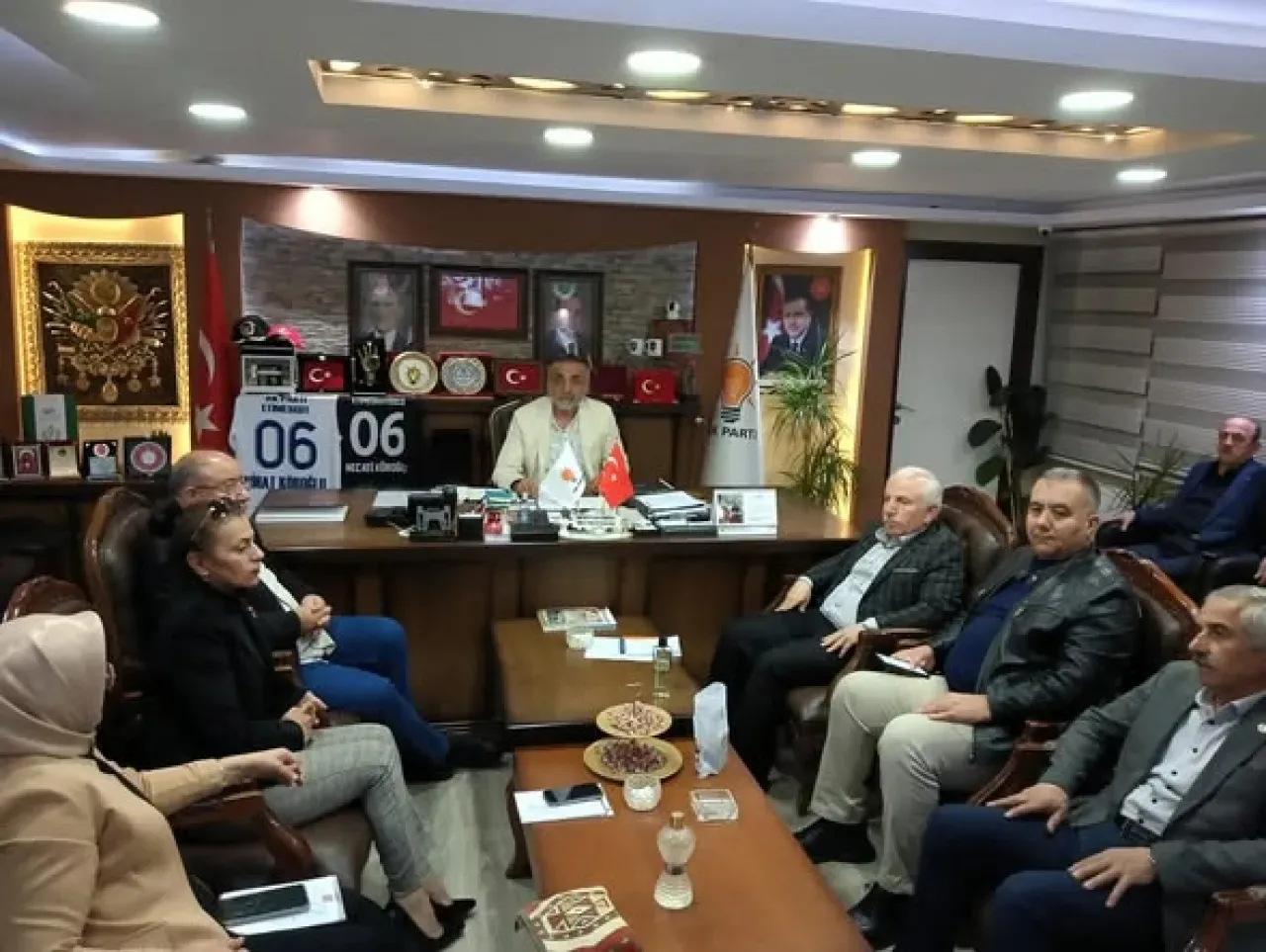 AK Parti Etimesgut'ta Yürütme Kurulu Toplantısı Gerçekleştirildi AK Parti Etimesgut'ta Yürütme Kurulu Toplantısı Gerçekleştirildi