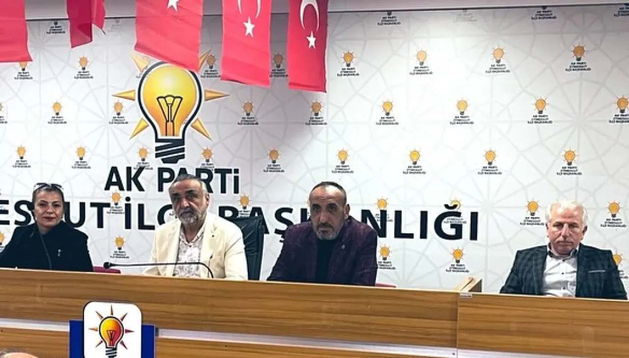 AK Parti Etimesgut İlçe Teşkilatı Olağan Yönetim Kurulu Toplantısı Gerçekleştirildi AK Parti Etimesgut İlçe Teşkilatı Olağan Yönetim Kurulu Toplantısı Gerçekleştirildi