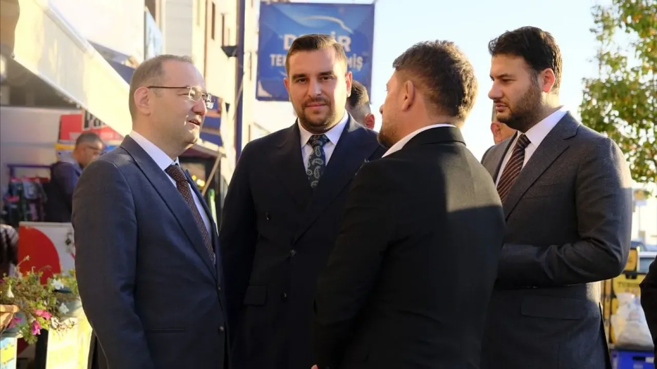 MHP Gölbaşı İlçe Teşkilatı Ankara Caddesi Esnaf Ziyaretlerini Gerçekleştirdi MHP Gölbaşı İlçe Teşkilatı Ankara Caddesi Esnaf Ziyaretlerini Gerçekleştirdi