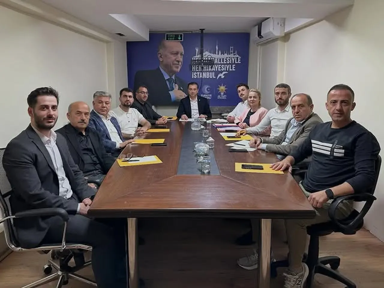 AK Parti Şişli İlçe Teşkilatı Yürütme Kurulu Toplantısı Gerçekleştirildi AK Parti Şişli İlçe Teşkilatı Yürütme Kurulu Toplantısı Gerçekleştirildi