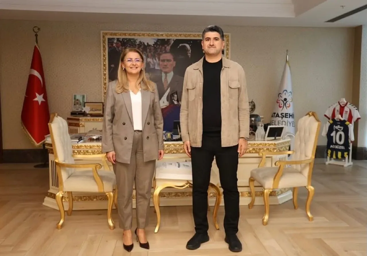 Ataşehir Belediye Başkanı Adıgüzel, Bakırköy Belediye Başkanı Ovalıoğlu'nu Ağırladı Ataşehir Belediye Başkanı Adıgüzel, Bakırköy Belediye Başkanı Ovalıoğlu'nu Ağırladı