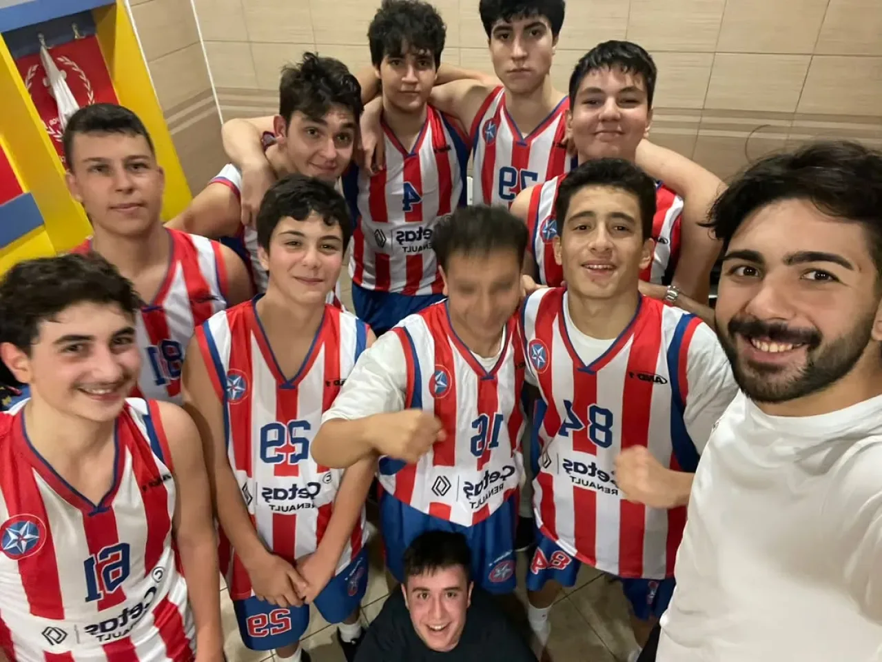 Avcılar Tanyıldızı SK U18 Takımı Sezona Galibiyetle Başladı Avcılar Tanyıldızı SK U18 Takımı Sezona Galibiyetle Başladı