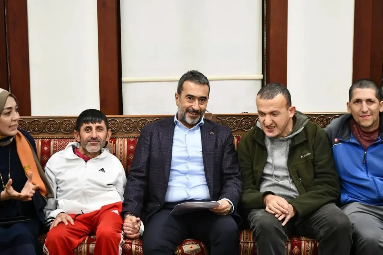AK Parti Ankara İl Başkanlığı'ndan Özel Sosyal Faaliyet AK Parti Ankara İl Başkanlığı'ndan Özel Sosyal Faaliyet