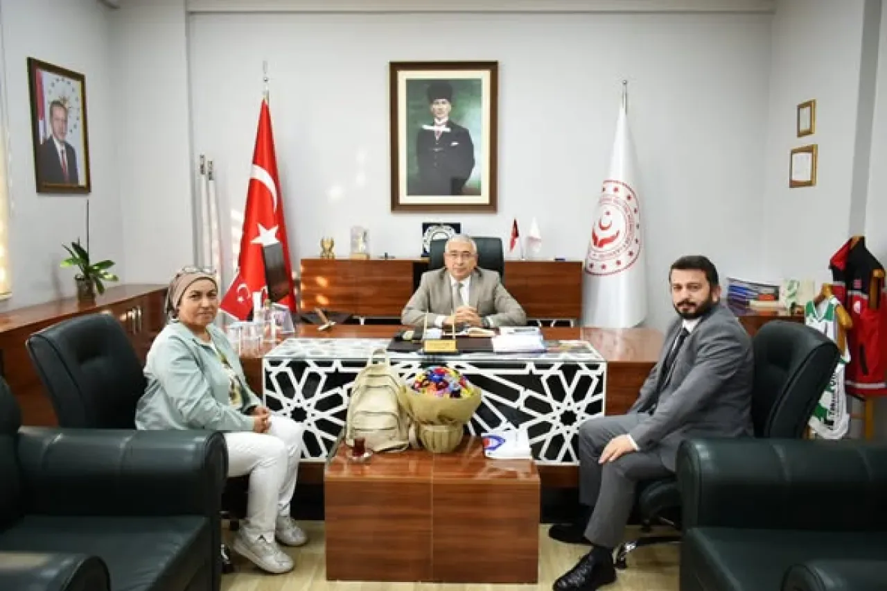 Bursa'da Kamu Çalışanı Engellilerin Hayatına Yönelik Önemli Araştırma Bursa'da Kamu Çalışanı Engellilerin Hayatına Yönelik Önemli Araştırma