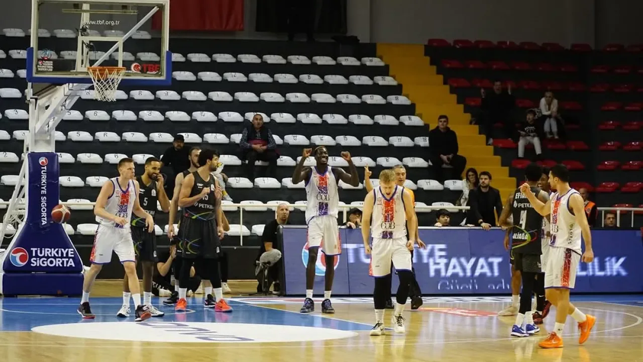 Onvo Büyükçekmece Basketbol Takımı Sezon Hazırlıklarına Başladı Onvo Büyükçekmece Basketbol Takımı Sezon Hazırlıklarına Başladı