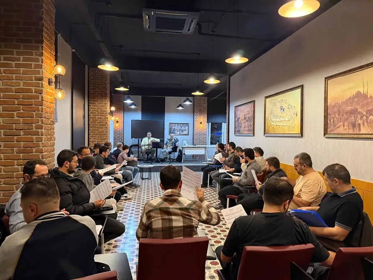 Tasavvuf Müziği Korosu Eğitimi İstanbul Sultanbeyli'de Gerçekleşti Tasavvuf Müziği Korosu Eğitimi İstanbul Sultanbeyli'de Gerçekleşti