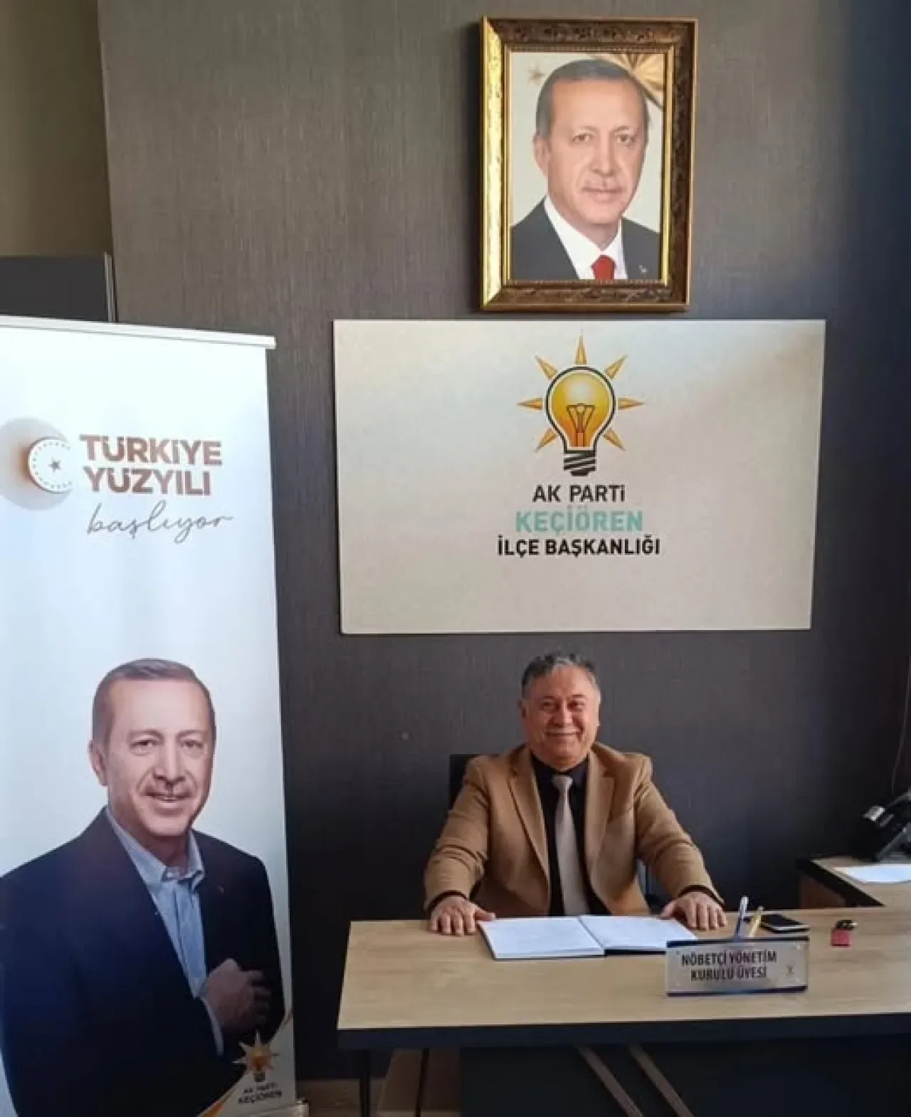 AK Parti Keçiören İlçe Başkanlığı'ndan Davet: "Kapımız Herkese Açık" AK Parti Keçiören İlçe Başkanlığı'ndan Davet: "Kapımız Herkese Açık"