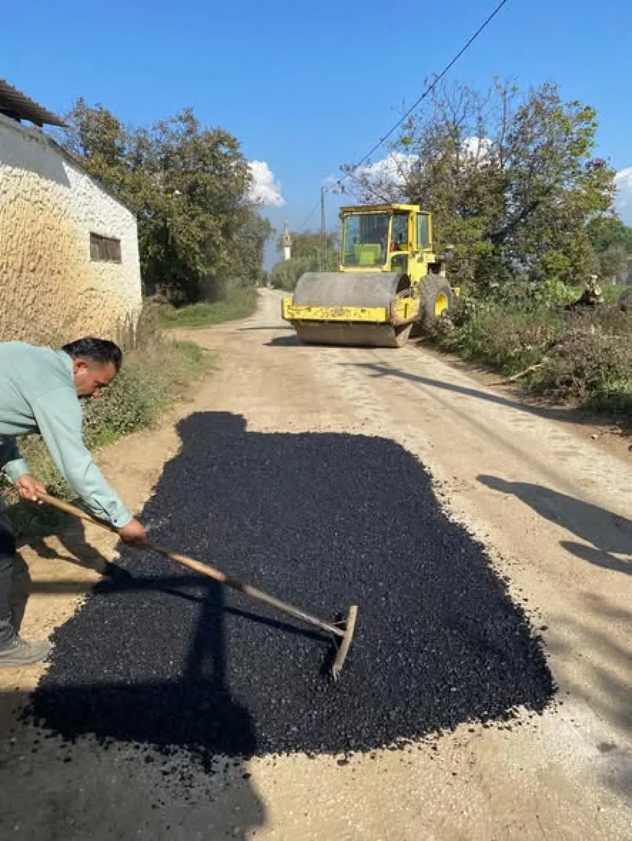Ödemiş Belediyesi Mahallelerde Altyapı ve Temizlik Çalışmalarını Hızlandırdı Ödemiş Belediyesi Mahallelerde Altyapı ve Temizlik Çalışmalarını Hızlandırdı
