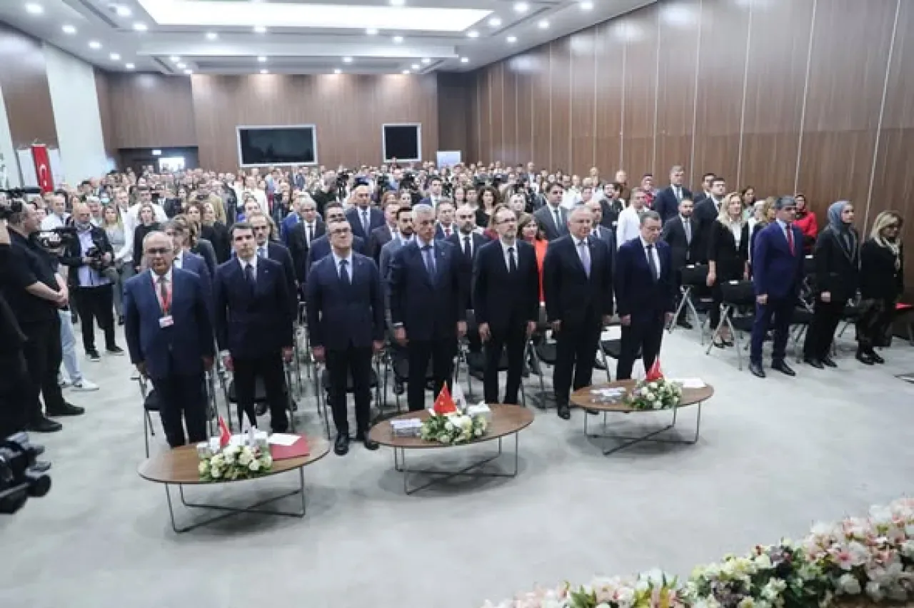 Organ Bağışı Haftası'nda Farkındalık İçin Önemli Buluşma Organ Bağışı Haftası'nda Farkındalık İçin Önemli Buluşma